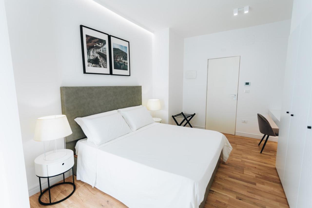 Centoquindici Rooms & Suite Montesilvano Marina エクステリア 写真